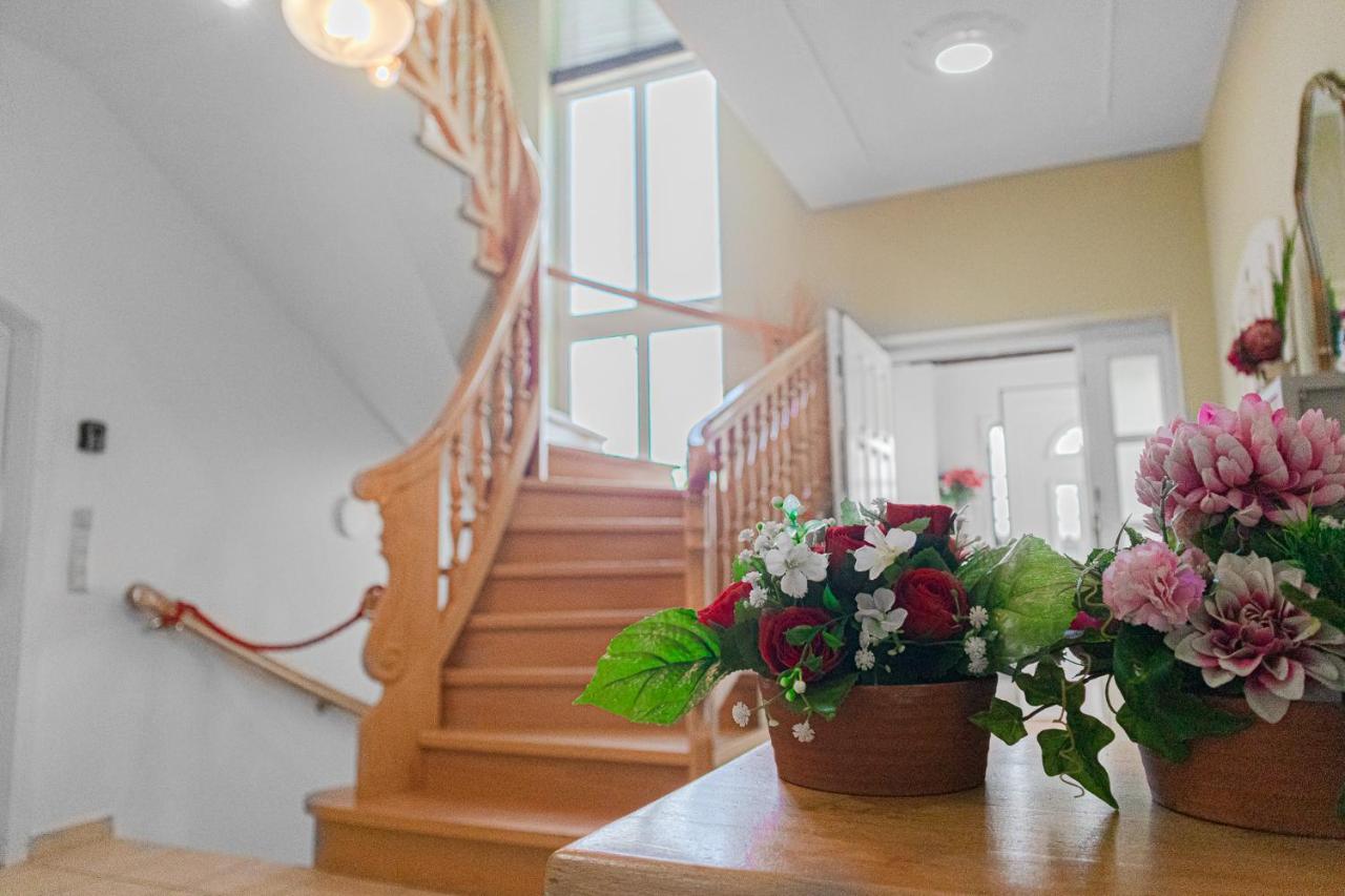 Exquisite Shared Villa - Your Private Room In This Beautiful Home ウィーン エクステリア 写真
