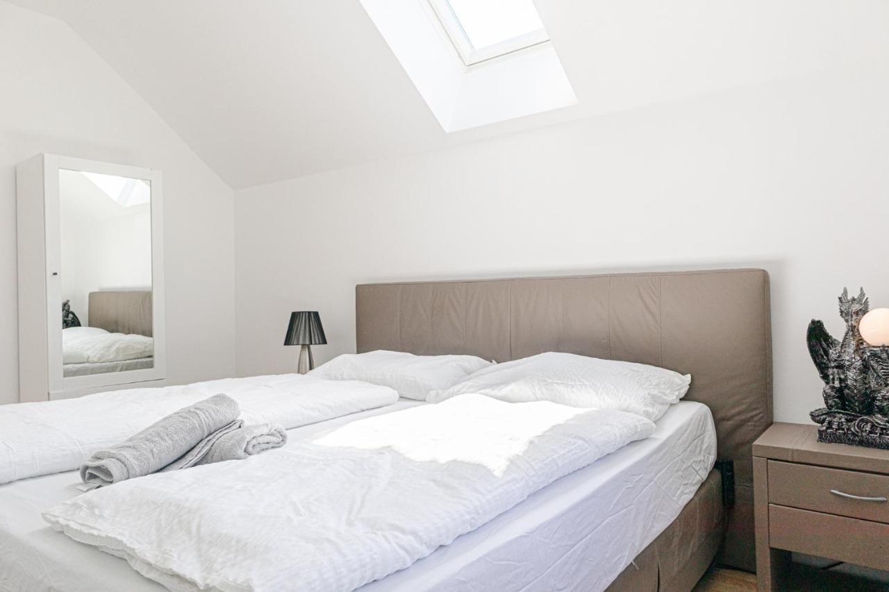 Exquisite Shared Villa - Your Private Room In This Beautiful Home ウィーン エクステリア 写真